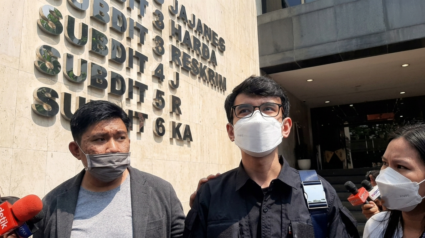 Foto editorial untuk berita Adam Deni Ditetapkan Tersangka Perusakan Ruko di Cilincing, Polisi Periksa Urine