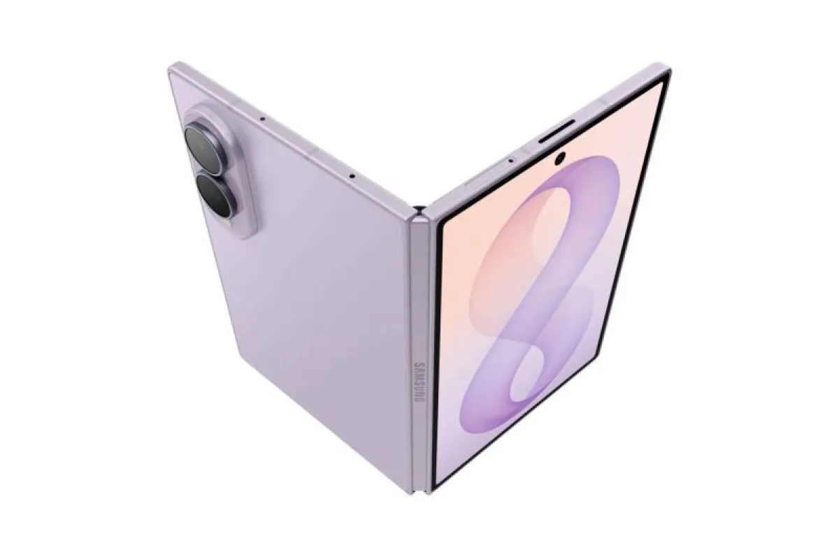 Foto editorial untuk berita Penjualan Galaxy Z Fold8 Samsung Meningkat Usai Peluncuran iPhone Duo