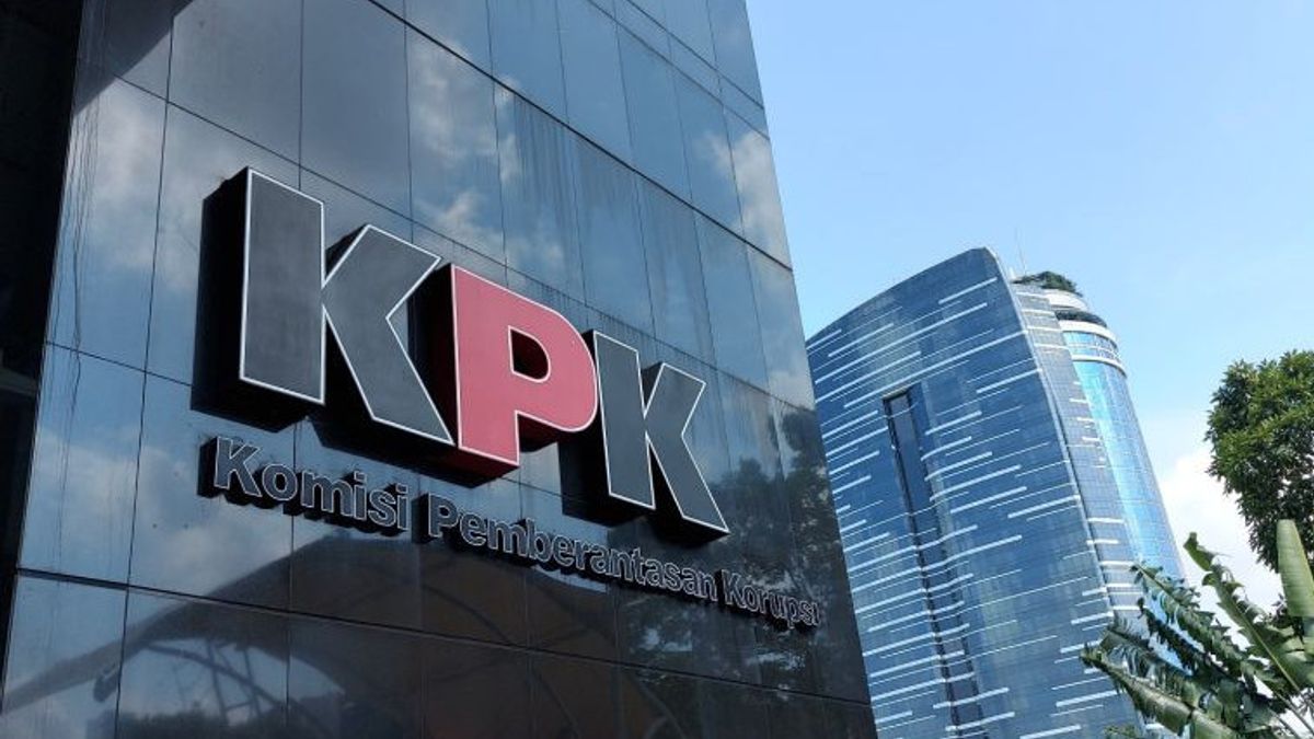 Foto editorial untuk berita KPK temukan 8.500 dolar Singapura di ruangan Kepala Kanim Jaksel