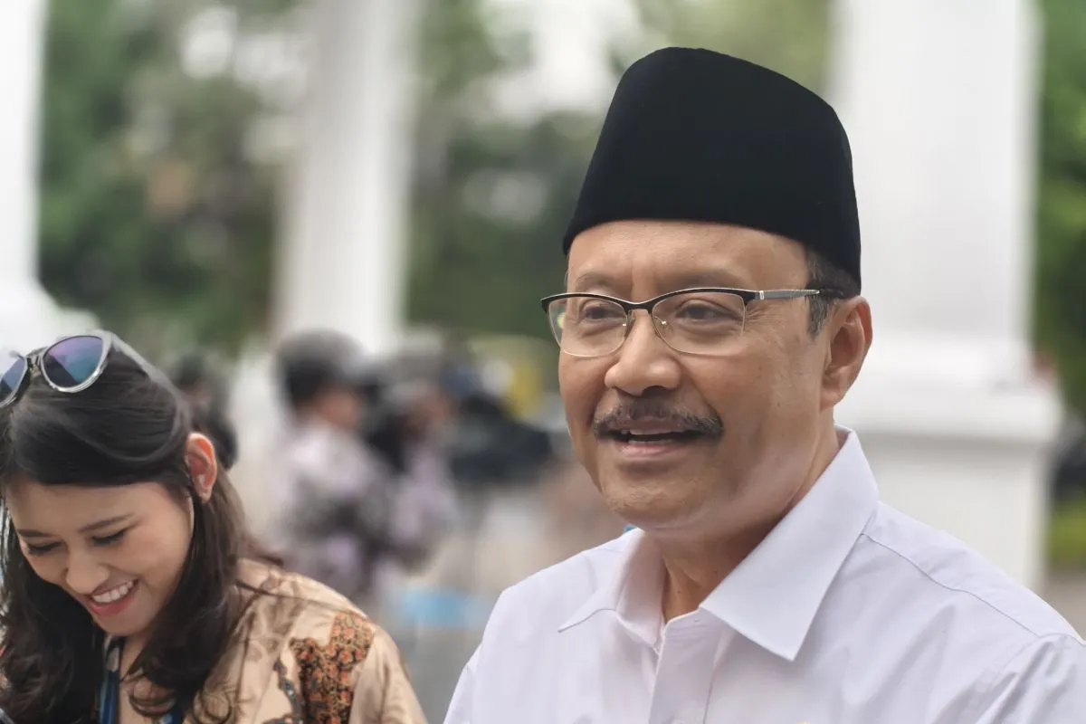 Foto editorial untuk berita Mensos Pastikan Verifikasi Data Bansos Terus Berlanjut Usai Arahan Presiden