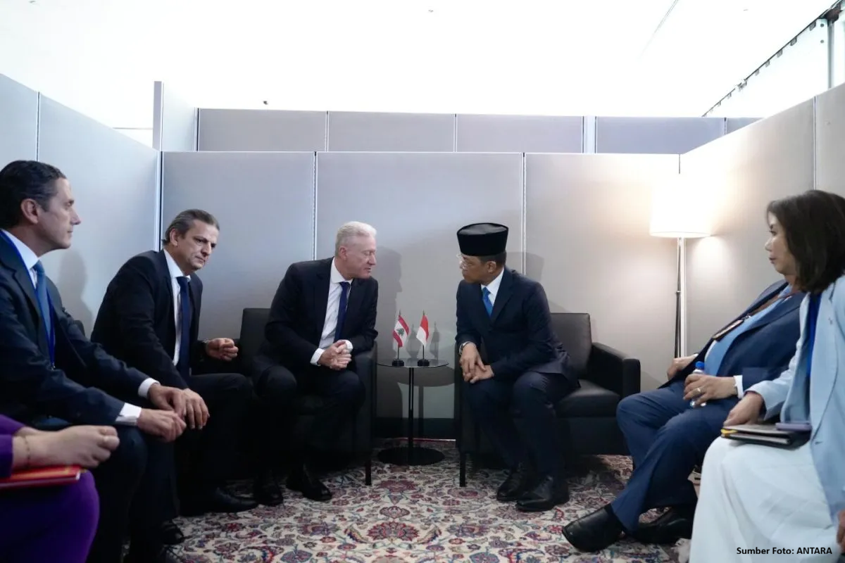 Foto editorial untuk berita Indonesia Perkuat Kerja Sama Tiga Negara Melalui Perjanjian Bebas Visa Diplomatik