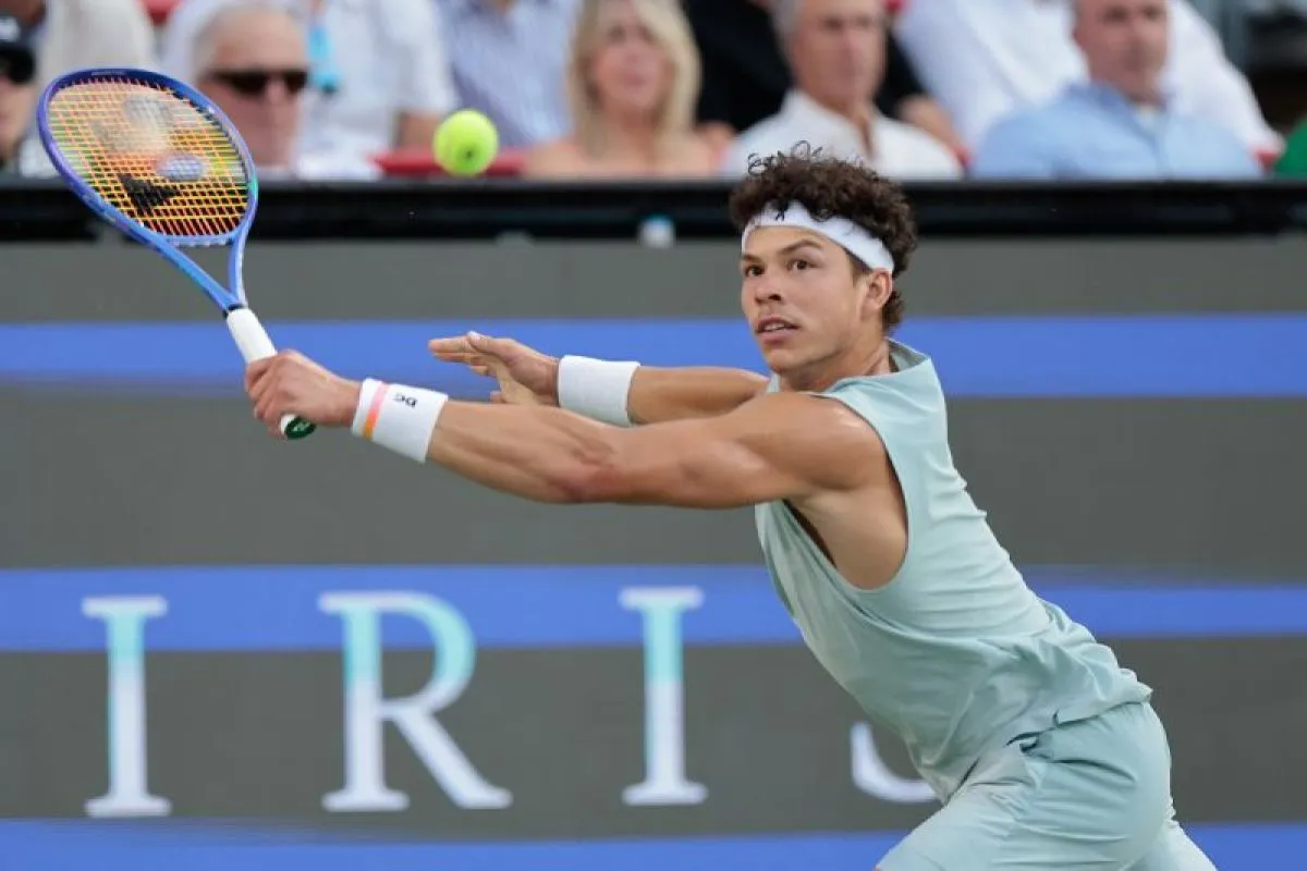 Foto editorial untuk berita Ben Shelton Hadapi Brandon Nakashima di Final National Bank Open Montreal