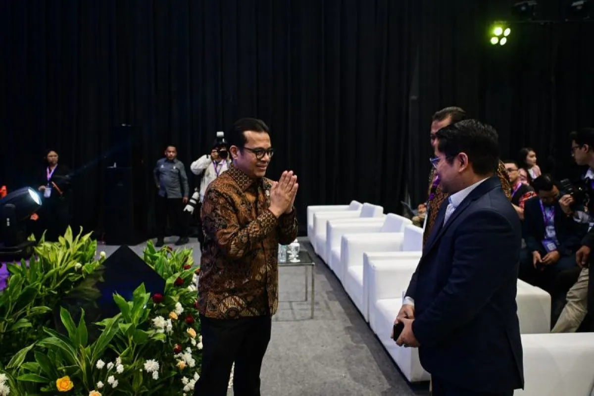 Foto editorial untuk berita Wamenkomdigi ungkap urgensi tata kelola hadapi AI yang makin dinamis